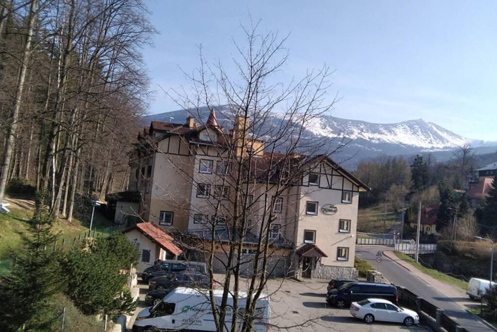 Nowoczesne Mieszkanie Blisko Natury I Sklepu Biedronka Karpacz Esterno foto