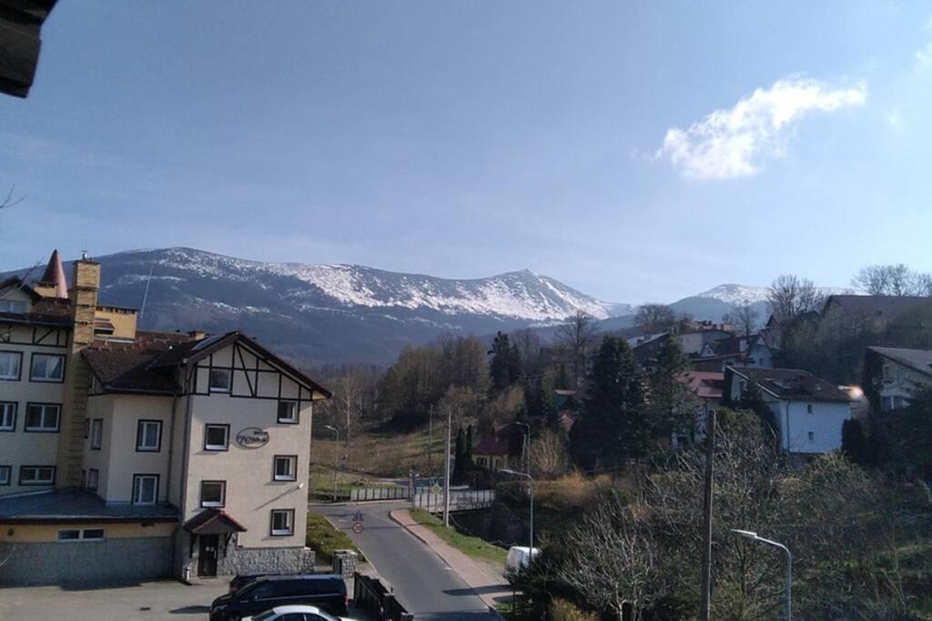 Nowoczesne Mieszkanie Blisko Natury I Sklepu Biedronka Karpacz Esterno foto